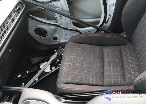 2023 Honda Hr-V Awd Sport z USA, uszkodzony, nr VIN 3CZRZ2H51PM732812